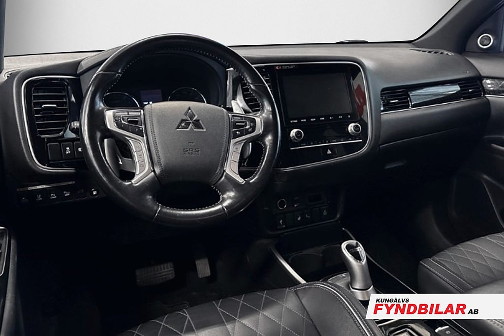 Mitsubishi Outlander PHEV Business X Drag/B kam