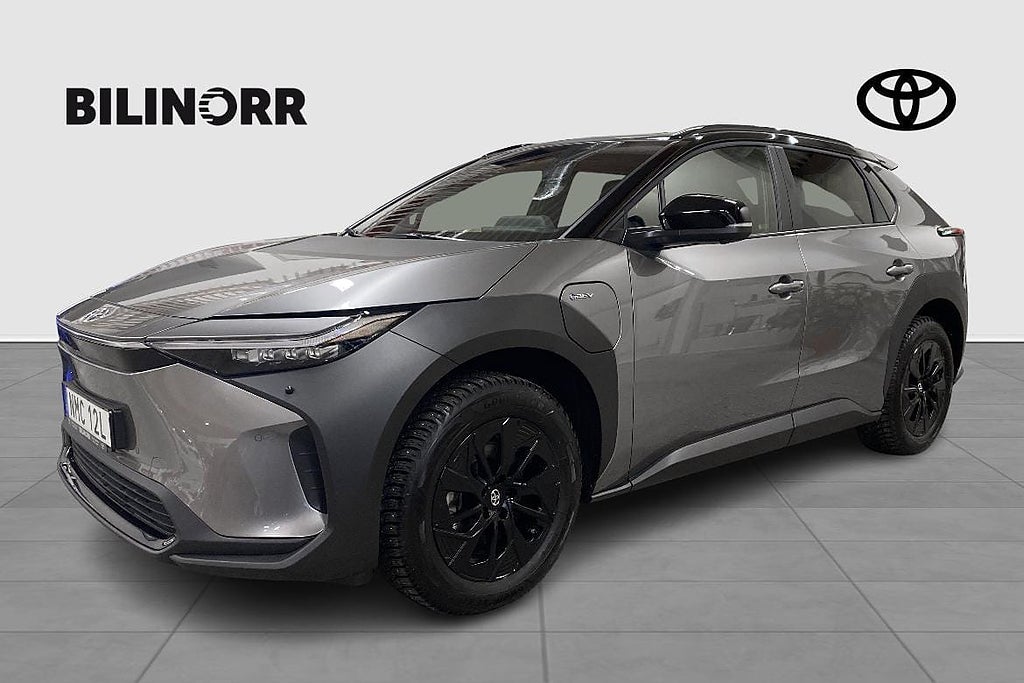 Toyota bZ4X AWD Style Edition Panoramaglastak Bi-Tone | Vinterh…