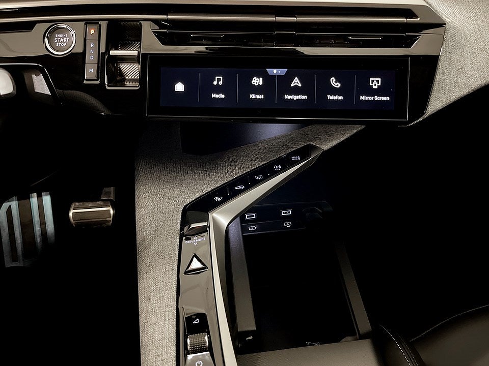 Peugeot 5008 GT Hybrid 145hk Aut KAMPANJRÄNTA 3,99%