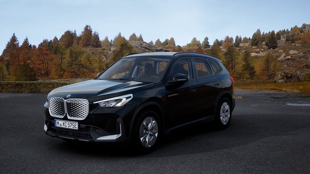 BMW iX1 eDrive20 – PRIVATLEASING från 4.795 kr/mån