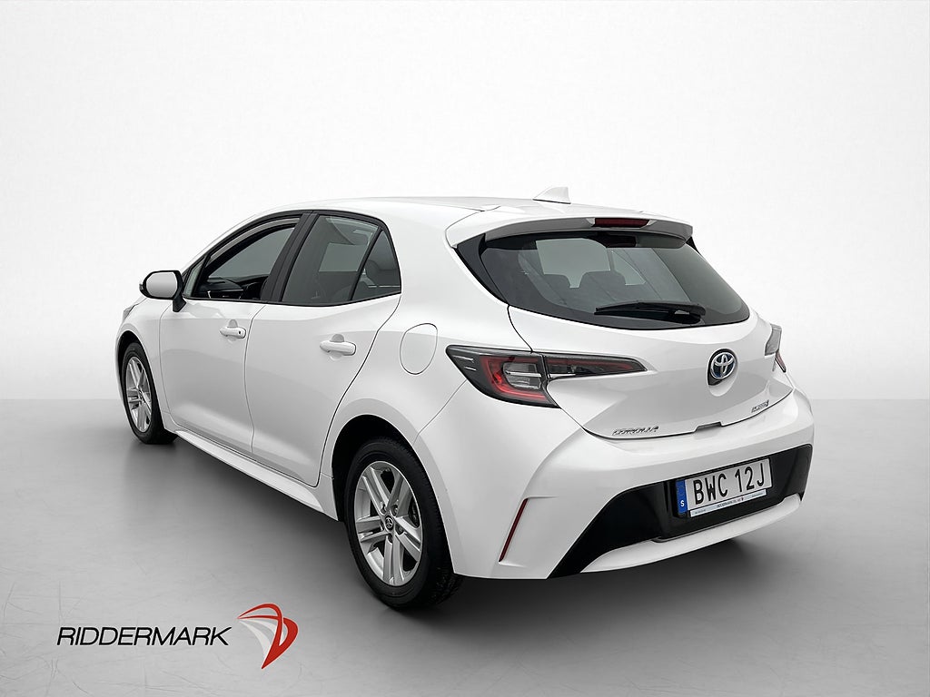 Toyota Corolla Active Adaptiv-f Rattvärme Lane Assist Kamera