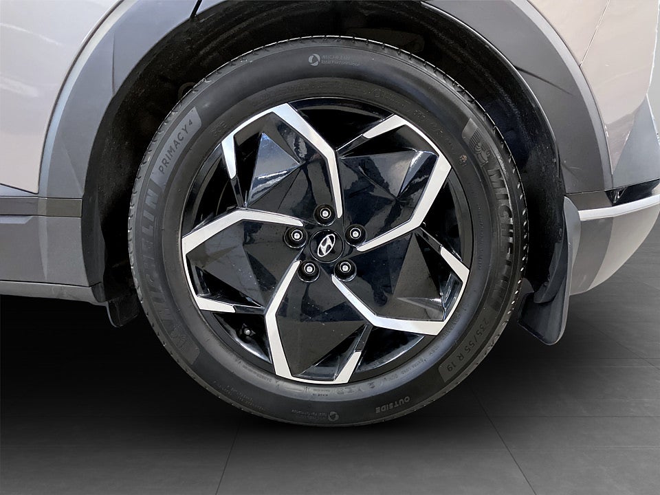 Hyundai IONIQ 5 Essential 72.6 kWh 218hk Aut B-KAMERA NAVI