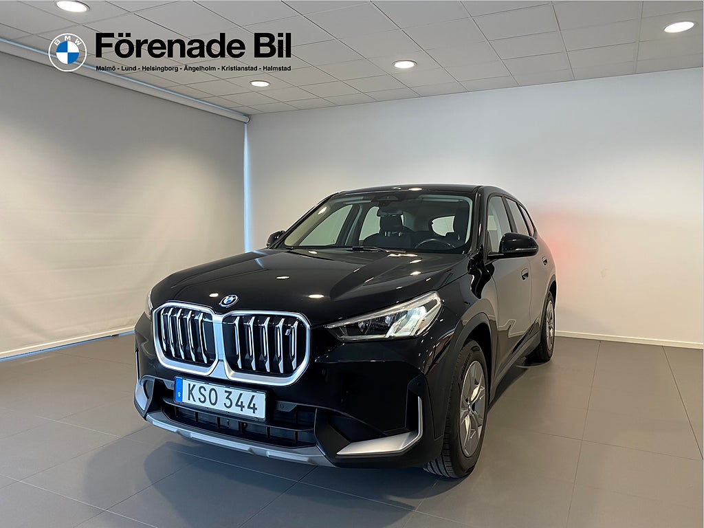 BMW iX1 xDrive30 Rattvärme