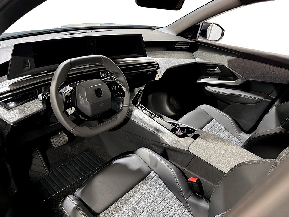 Peugeot E-3008 Allure – OMGÅENDE LEVERANS!