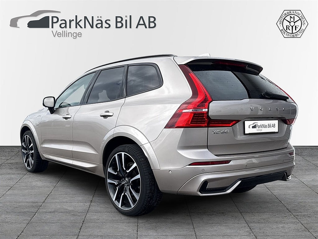 Volvo XC60 Recharge T8 AWD ULTIMATE DARK