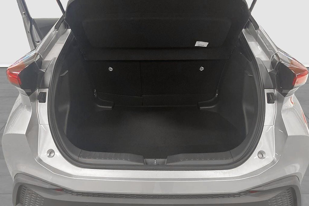 Toyota C-HR Hybrid 1,8 STYLE, Vinterhjul