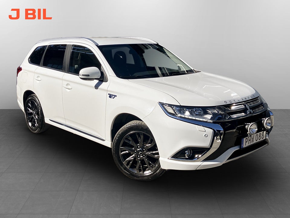 Mitsubishi Outlander Fleet Edition PHEV 203hk Aut 4WD B-KAMERA DRAG CARPLAY