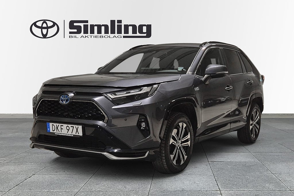 Toyota RAV4 Plug-in Hybrid Active, Drag, Vinter hjul