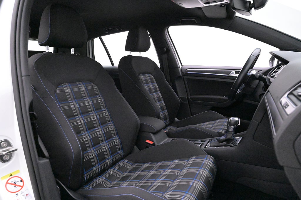 Volkswagen Golf GTE 1.4 TSI  Cockpit AdapFarth CarPlay