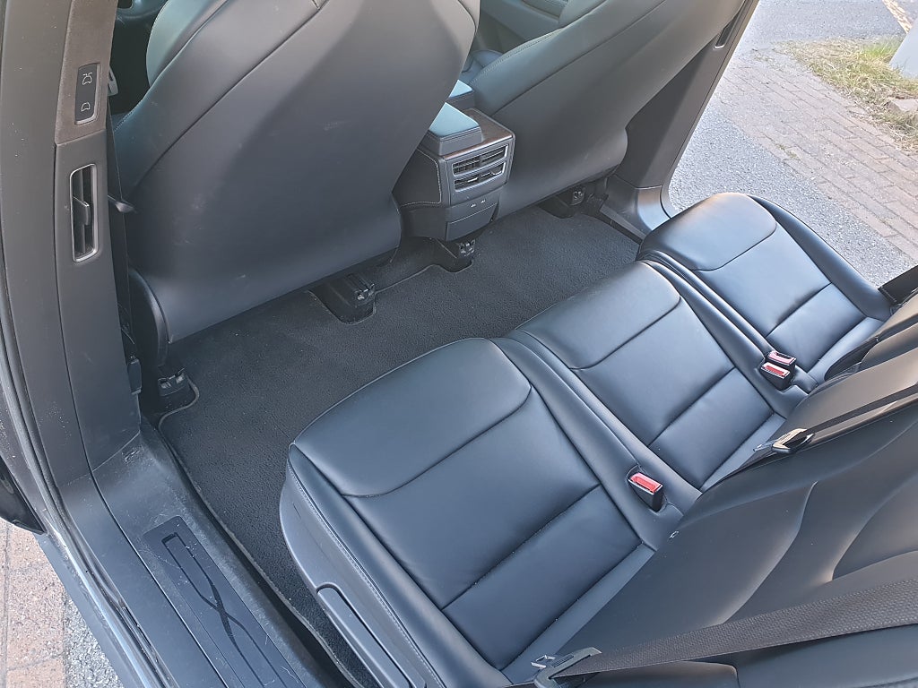 Tesla Model X PERFORMANCE RAVEN 5-sits AP Drag 20 tum