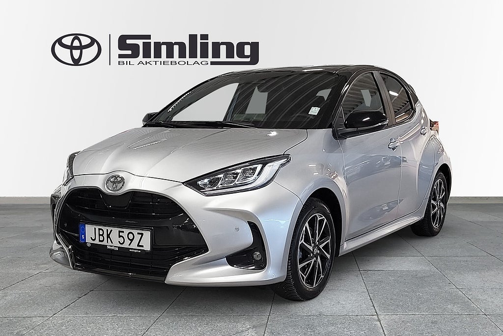 Toyota Yaris 1,5 Hybrid 130 Style Bi-tone JBL / Vinterhjul