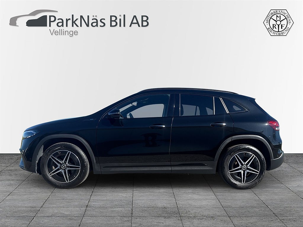 Mercedes-Benz EQA 250 AMG NIGHT NAVI DISTRONIC