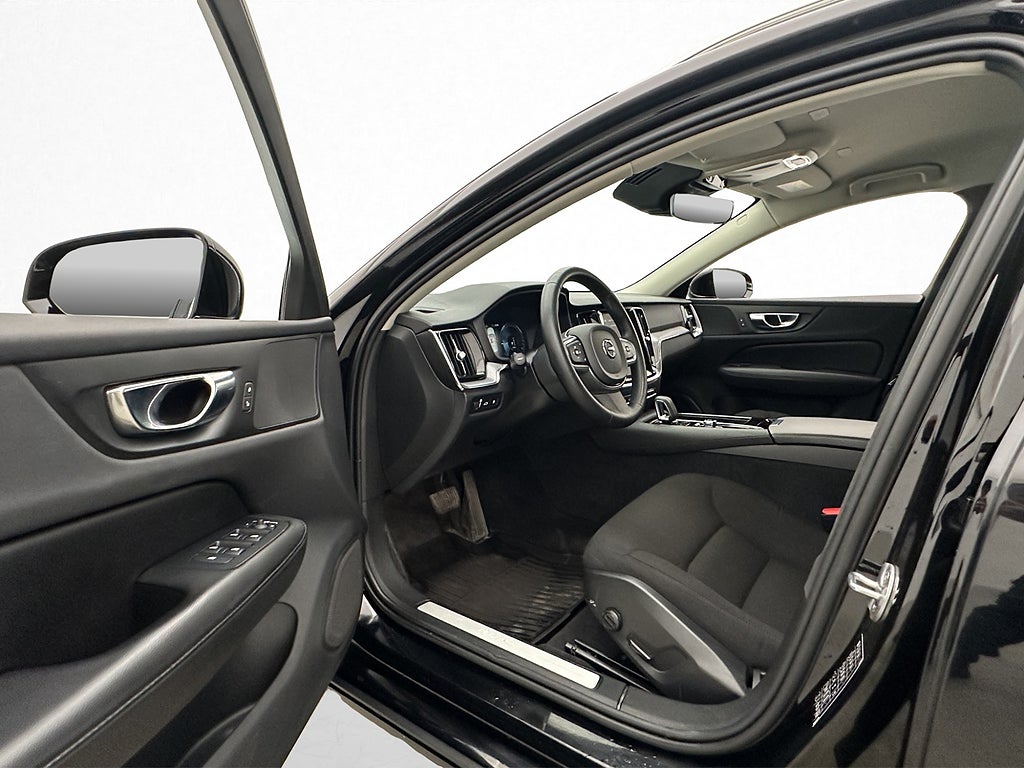 Volvo V60 Recharge T6 AWD 350hk Inscription EXP Värmare Drag