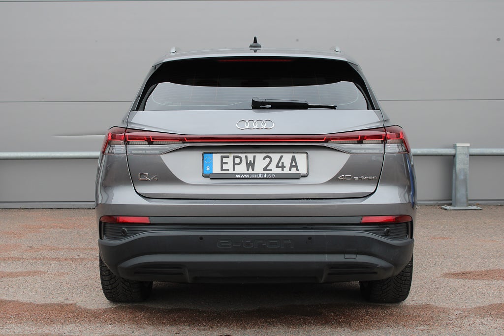 Audi Q4 40 e-tron Adaptiv farth/ Matrix LED/ Komfort nyckel