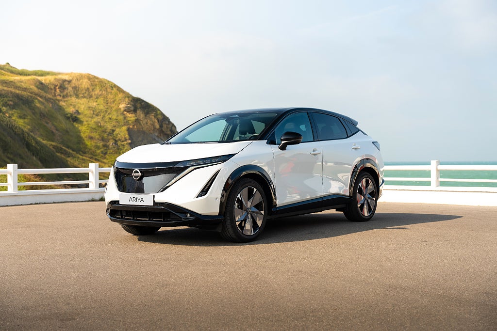 Nissan Ariya Engage 63kWh  LAGERRABATT 100000:-  ink service