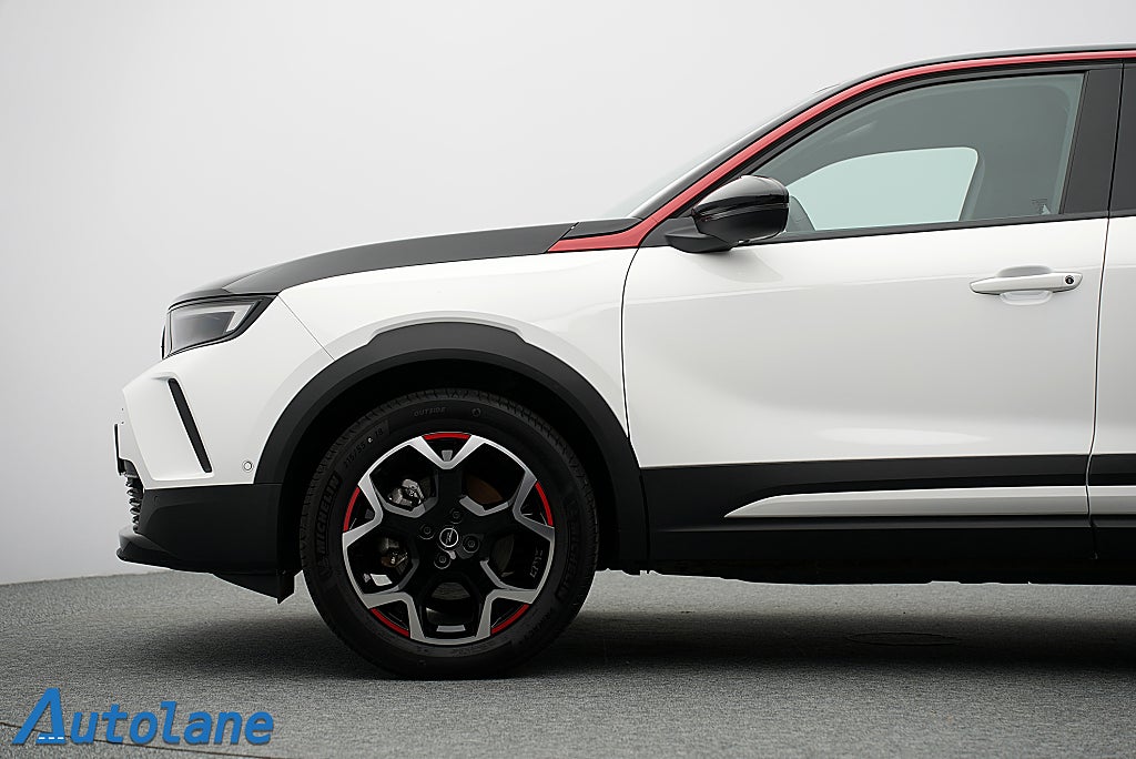 Opel Mokka-e Icon CarPlay, Kamera, Rattvärme, 328km Räckvidd