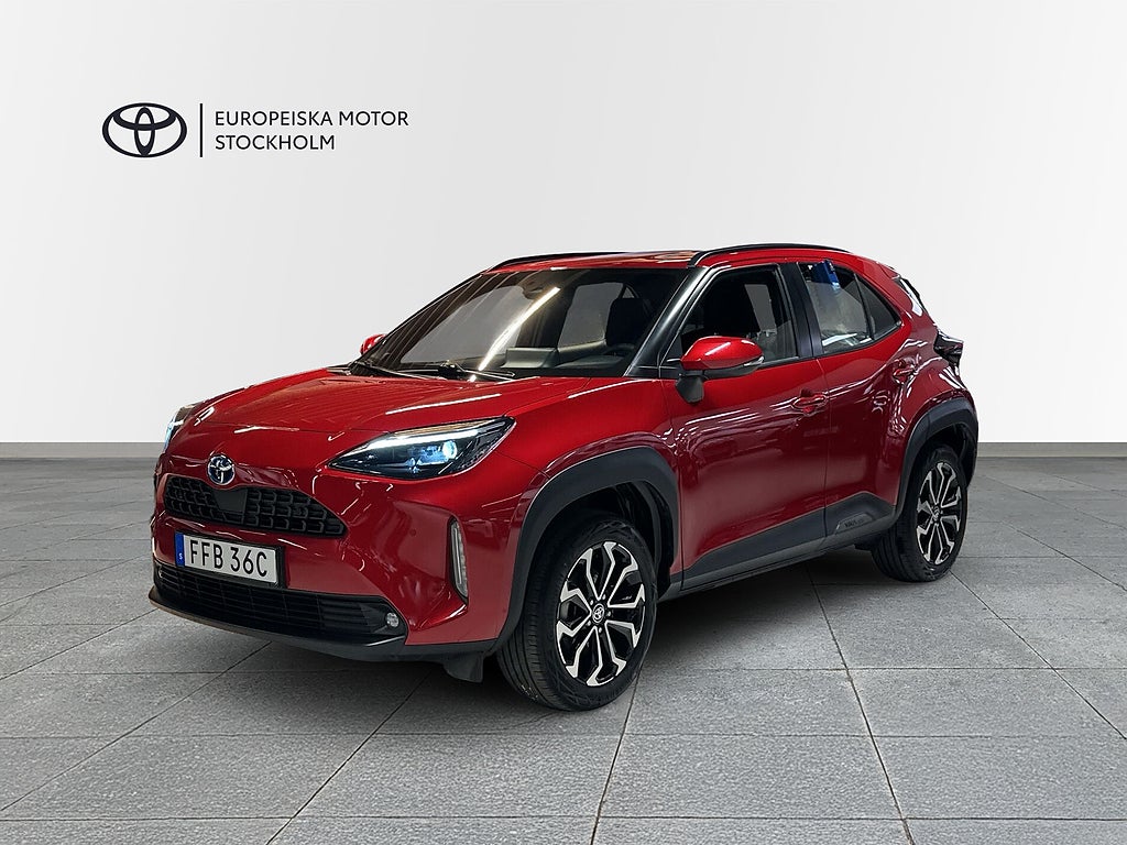 Toyota Yaris Cross 1.5 HSD Active Plus / V-Hjul / P-Sensorer / Drag