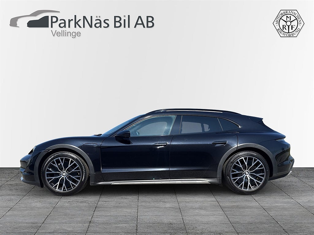 Porsche Taycan 4 Cross Turismo 476hk PANORAMA