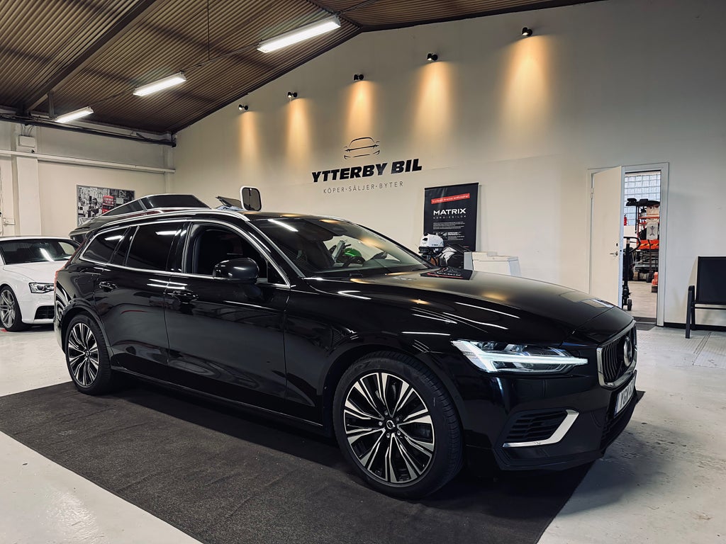 Volvo V60 Recharge T6 AWD Geartronic 360 Camera Dragkrok Carplay