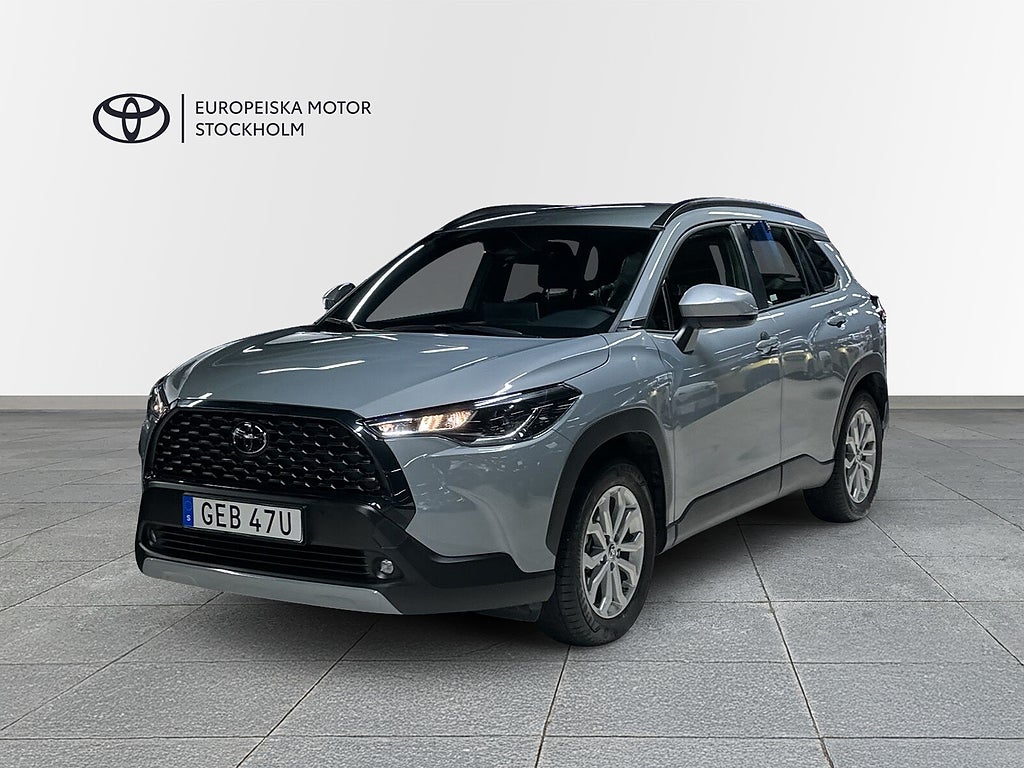 Toyota Corolla Cross 2.0 HSD AWD-i Active Plus / V-Hjul