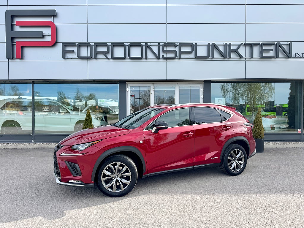 Lexus NX 300h AWD 2.5 E-CVT F-Sport SE SPEC 197hk