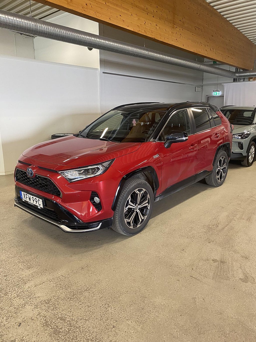 Toyota RAV4 Laddhybrid Plug-in Hybrid E-CVT, 306hk, 2021 | Vinterhjul | Drag
