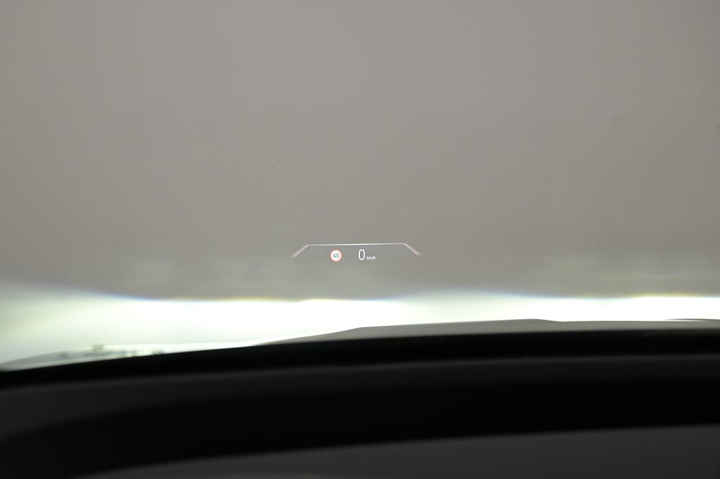 BMW iX xDrive40 Sport Drag Pano HK Laser DAP 360 HuD 22”