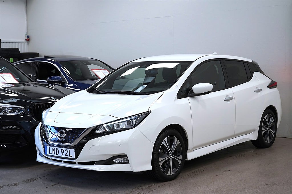 Nissan Leaf 40 kWh GPS CARPLAY 360-KAMERA