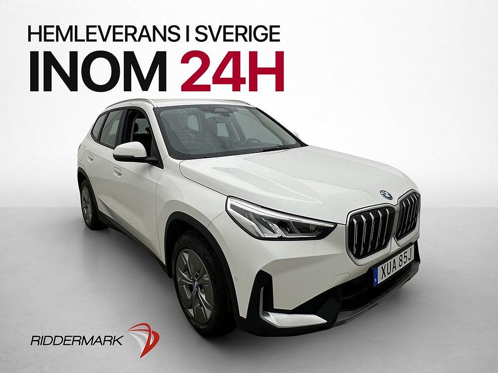 BMW iX1 xDrive30 Dragkrok Kamera Widescreen CarPlay MOMS