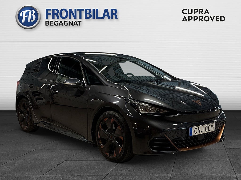 Cupra Born e-boost 58/Massage Stol /360-kam/Navi/Värmare/19″