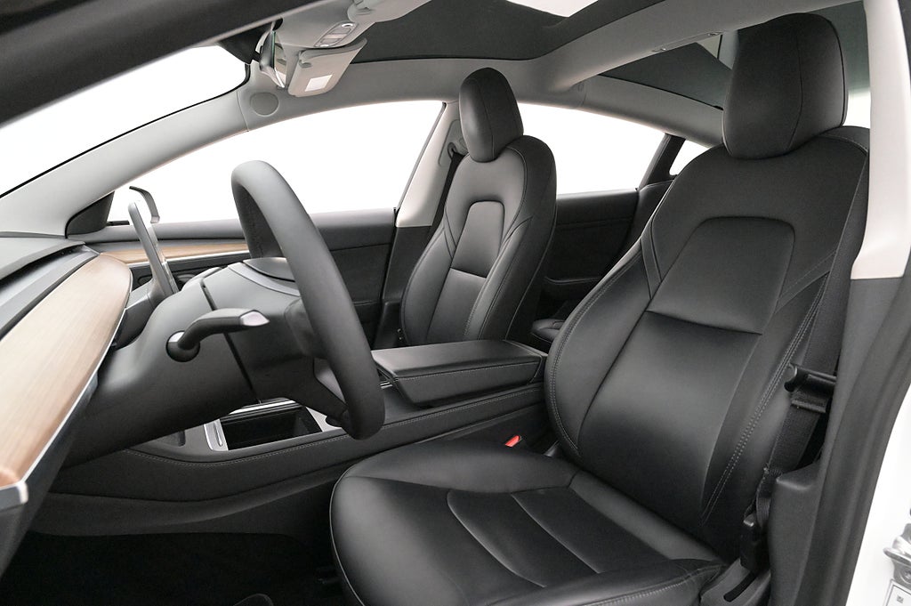 Tesla Model 3 Standard Range Refresh AP Pano Drag V-hjul