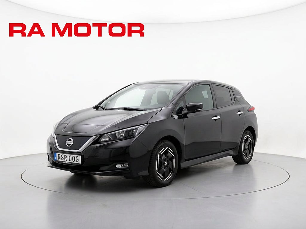 Nissan Leaf 40 kWh 150hk Acenta | Backkamera | Rattvärme | Moms