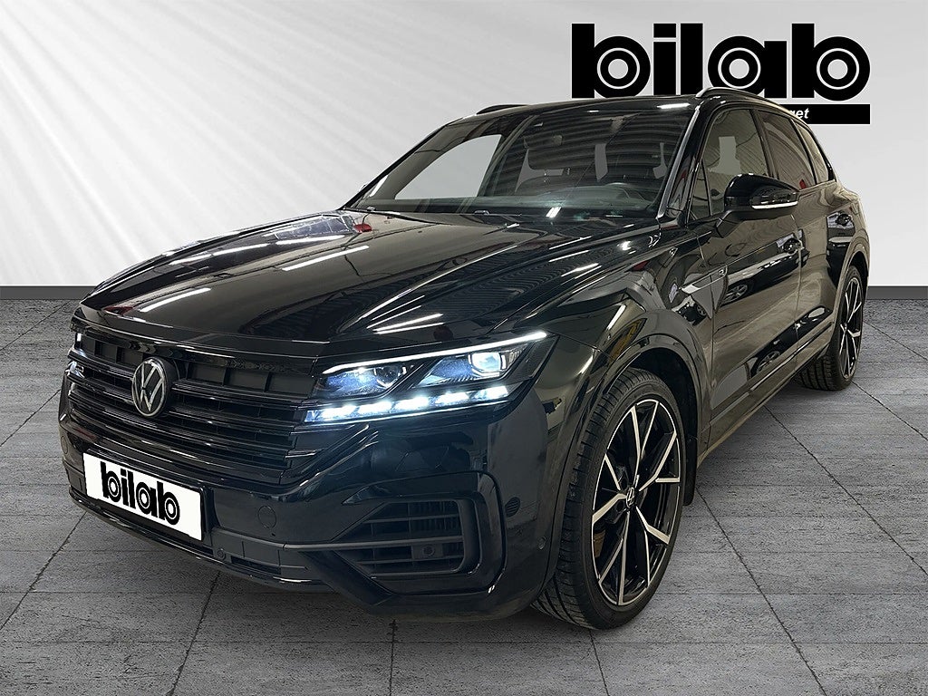 Volkswagen Touareg 3.0 R-Line 250TSI A8A