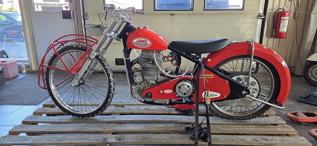 Java 500 cc Isracing mc Helrenoverad