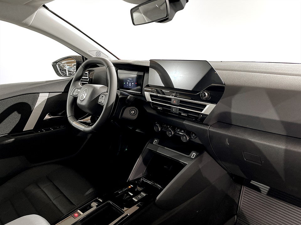 Citroën C4 PLUS Hybrid 145hk Automat