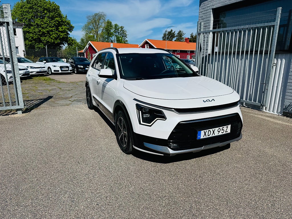Kia Niro Plug-In-Hybrid 183HK DCT ADVANCE / NAVI / BACKKAMERA