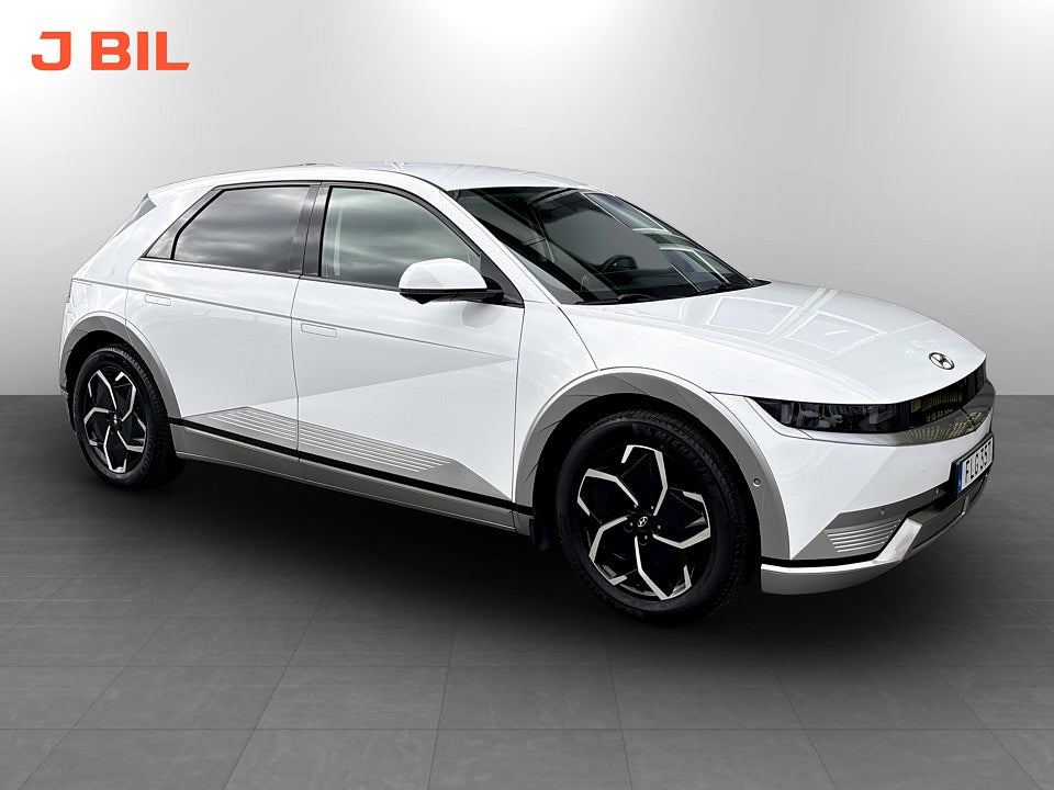 Hyundai IONIQ 5 Komfortpaket Plus 77.4 kWh 228hk B-KAMERA CARPLAY DRAG