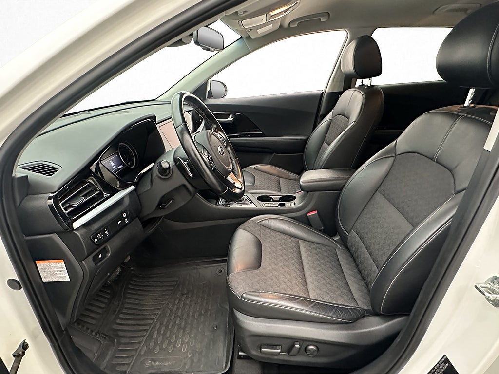 Kia Niro Hybrid 141hk Advance Plus 1 Kamera CarPlay Drag