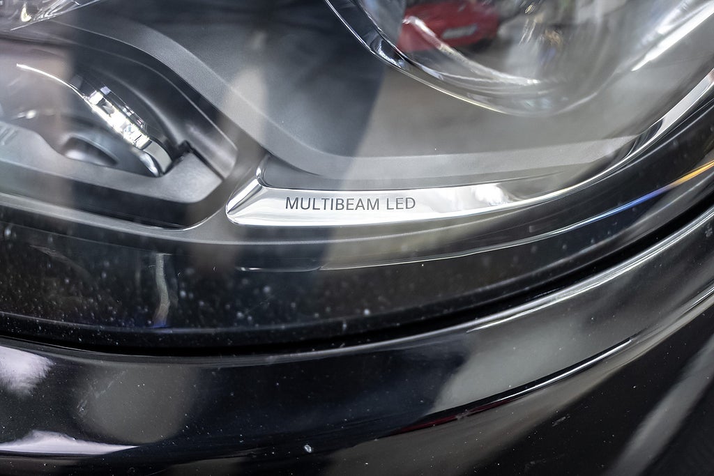 Mercedes-Benz E300 E 300 de|9G-Tronic|360°|Navi|Drag|AMG-Line|306hk