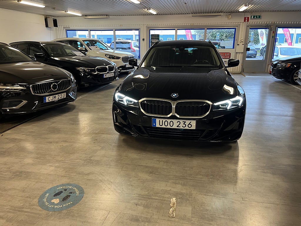 BMW 330e xDrive Touring Skinn Drag Kamera Navi