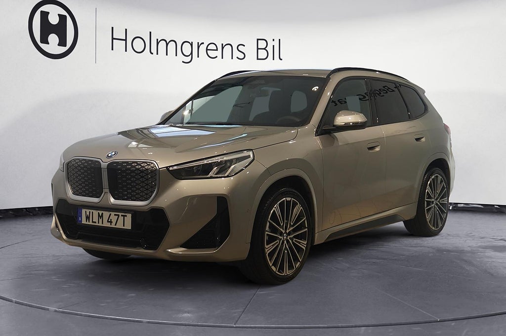 BMW iX1 eDrive20 Edrive20 M Sport Active Ed Drag Tonade Rutor DA