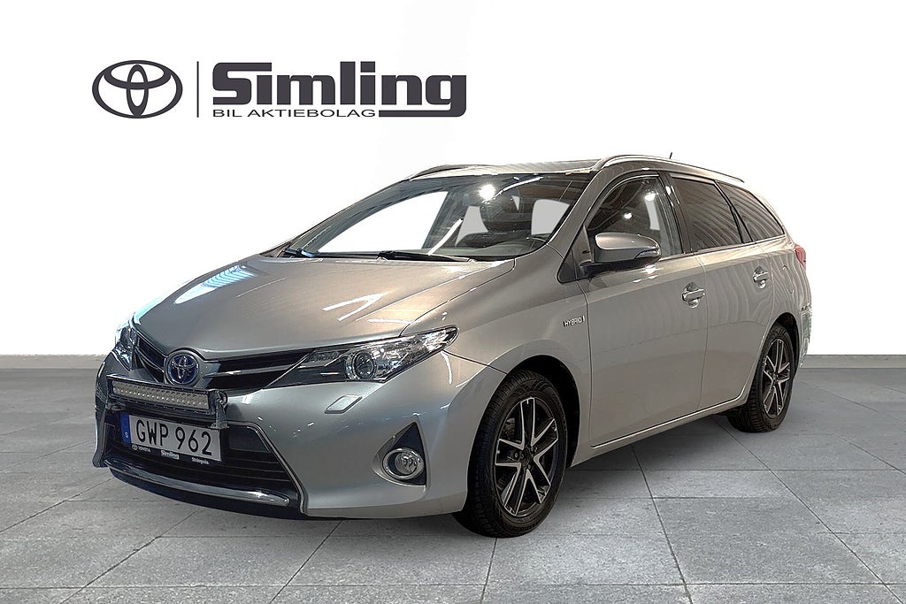 Toyota Auris Touring Sports Hybrid e-CVT Edition Feel / Vinterhjul /