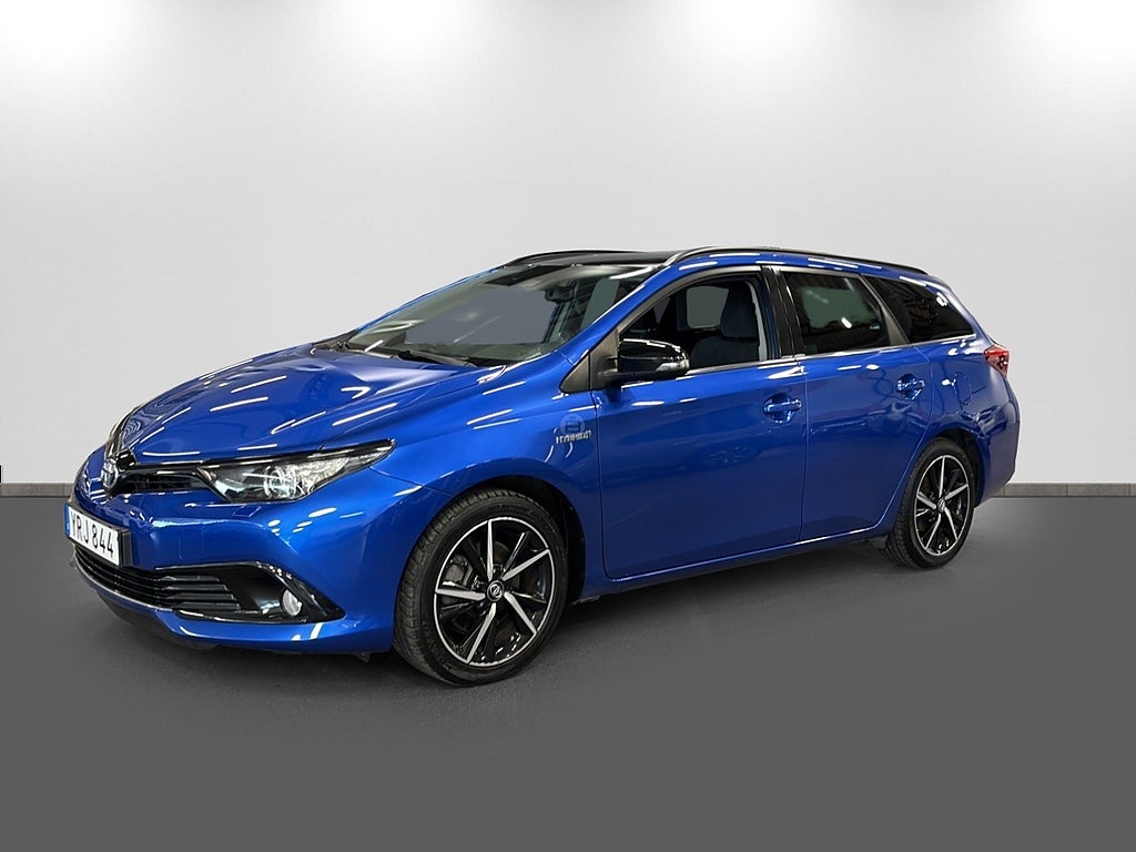 Toyota Auris Touring Sports Hybrid e-CVT Selection