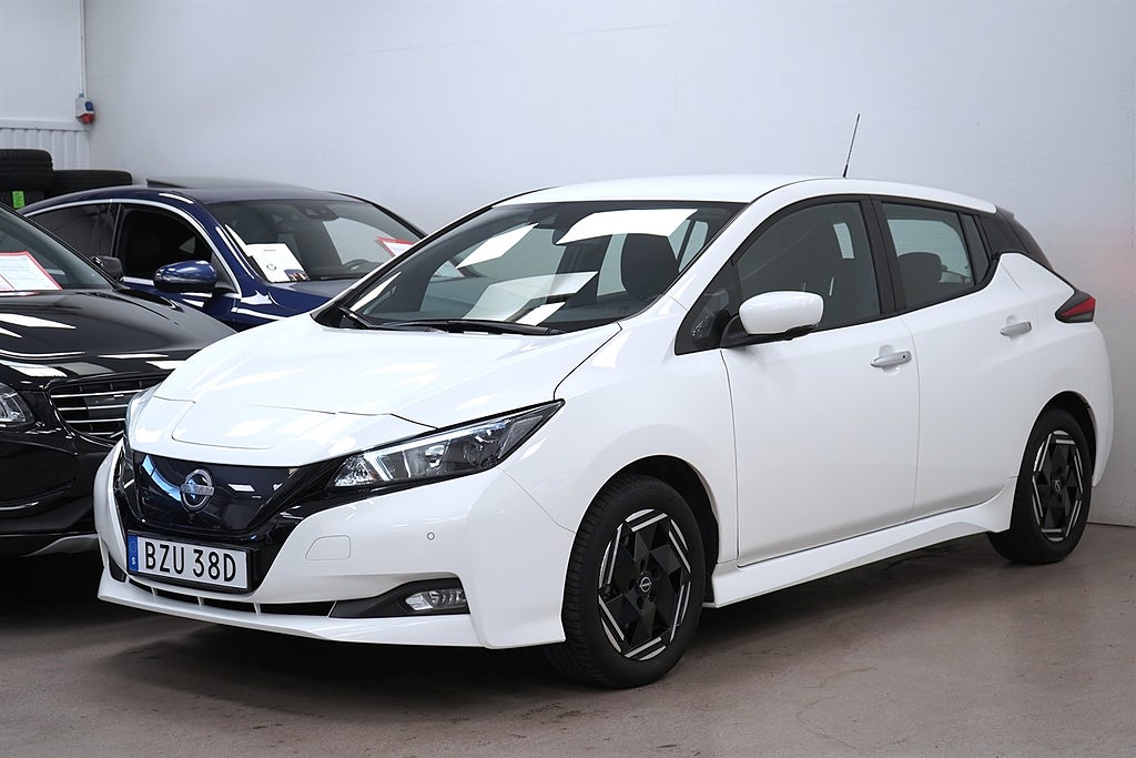 Nissan Leaf 40 kWh ACENTA CARPLAY 360-KAMERA