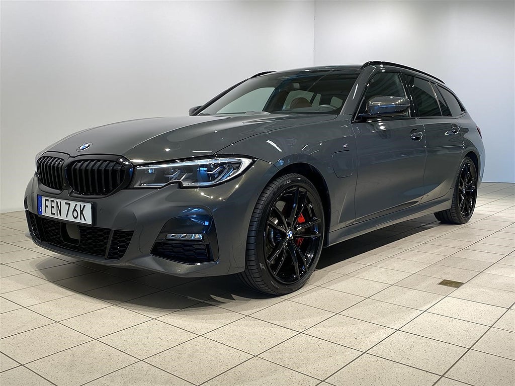 BMW 330e xDrive Touring M Sport Innovation Driving Assistant Plus | Ränta