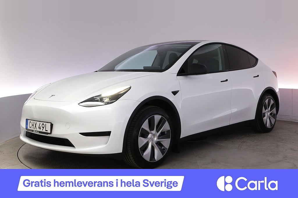 Tesla Model Y Standard Range RWD Autopilot Panorama Drag