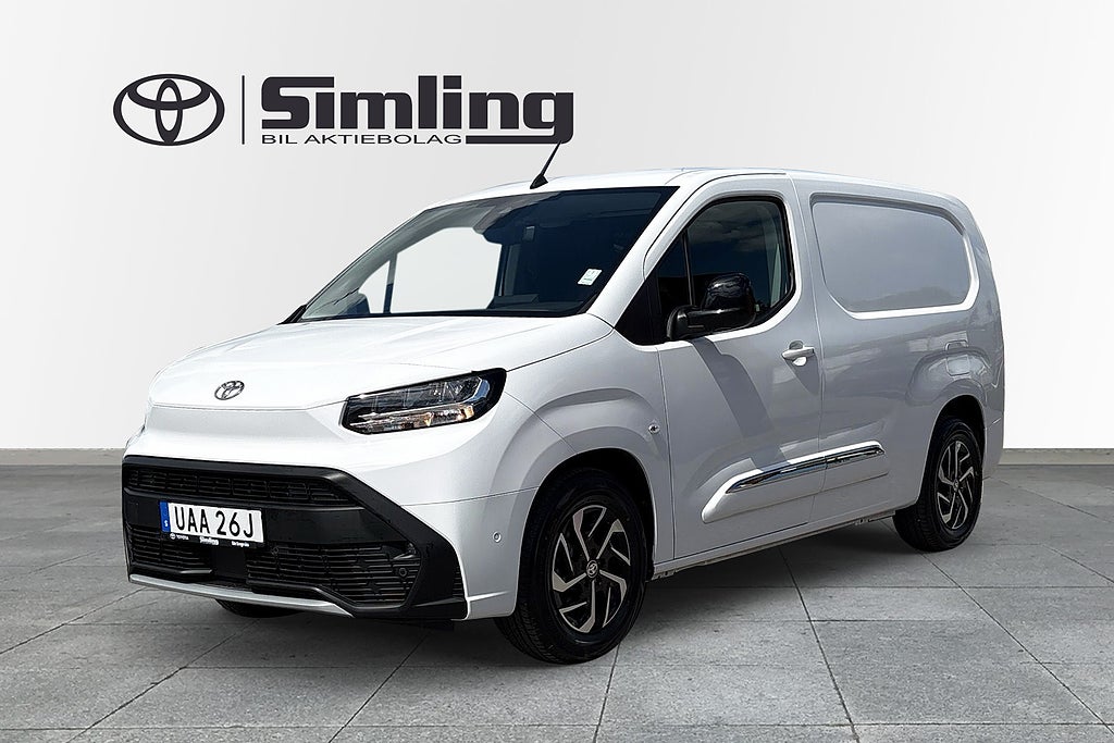 Toyota ProAce City Electric 50 kWh Professional / Drag / Vinterhjul