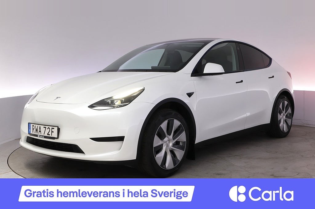 Tesla Model Y Standard Range RWD Autopilot Panorama Drag