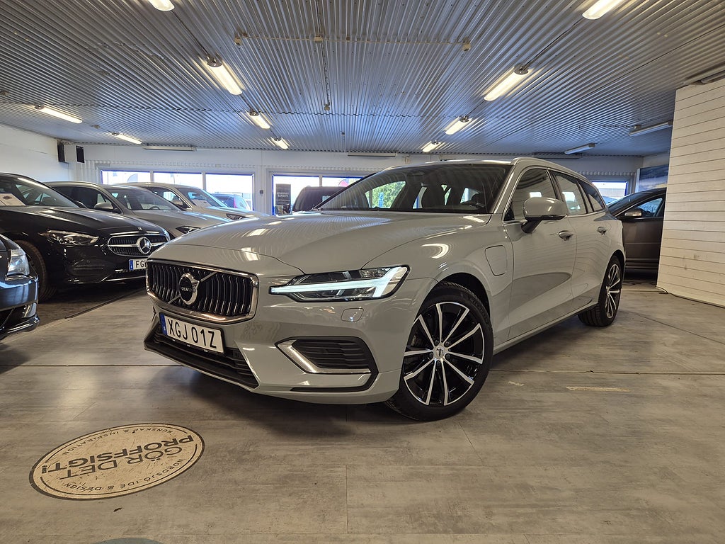 Volvo V60 Recharge T6 AWD Plus Bright Panorama Drag