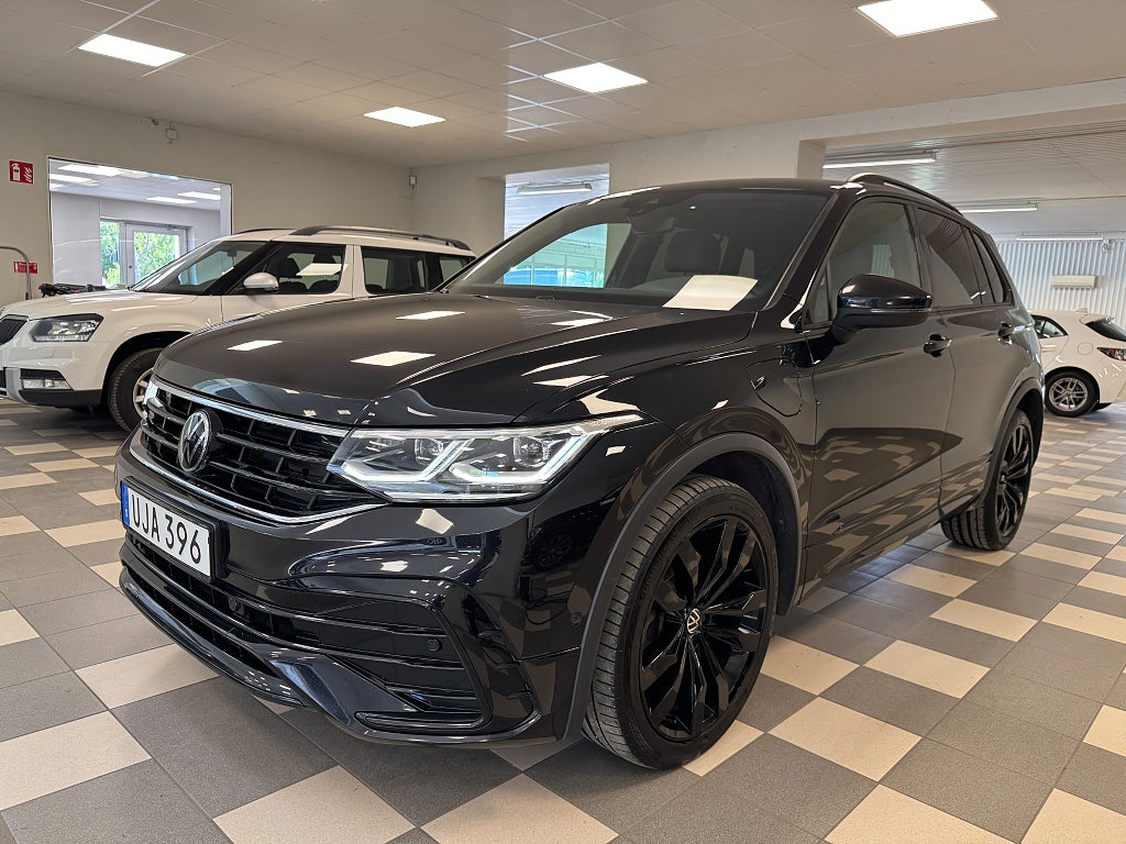 Volkswagen Tiguan eHybrid 1.4 TSI Black Edt R-Line Cockpit Drag Navi 245H